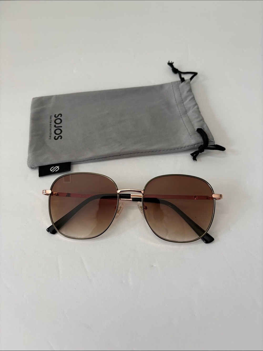 SOJOS Classic Square Sunglasses Spring Hinge Dark Green Gradient Brown Like New